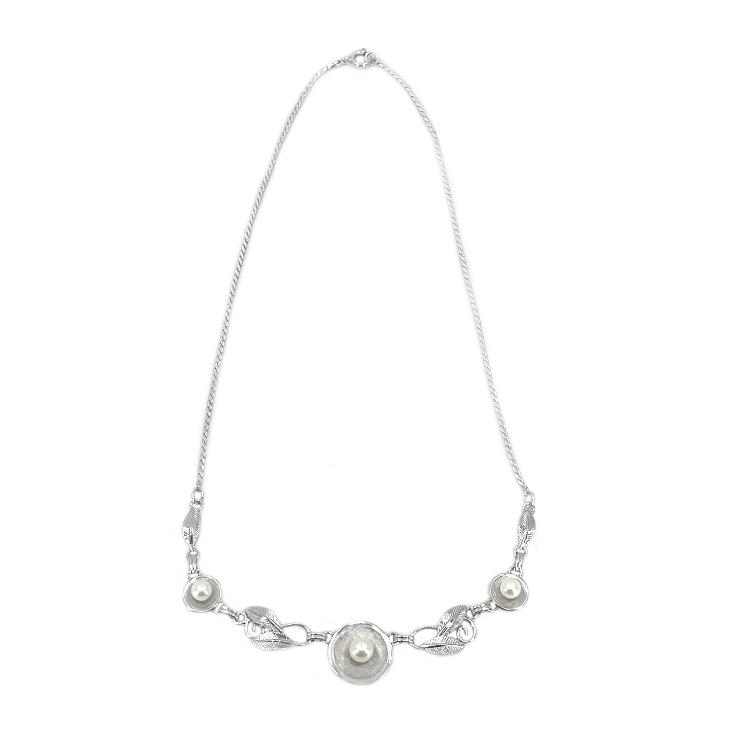 Van Dell Boho Leaf Japanese Cultured Akoya Pearl Pendant Chain Choker- Sterling Silver 15.50 Inch