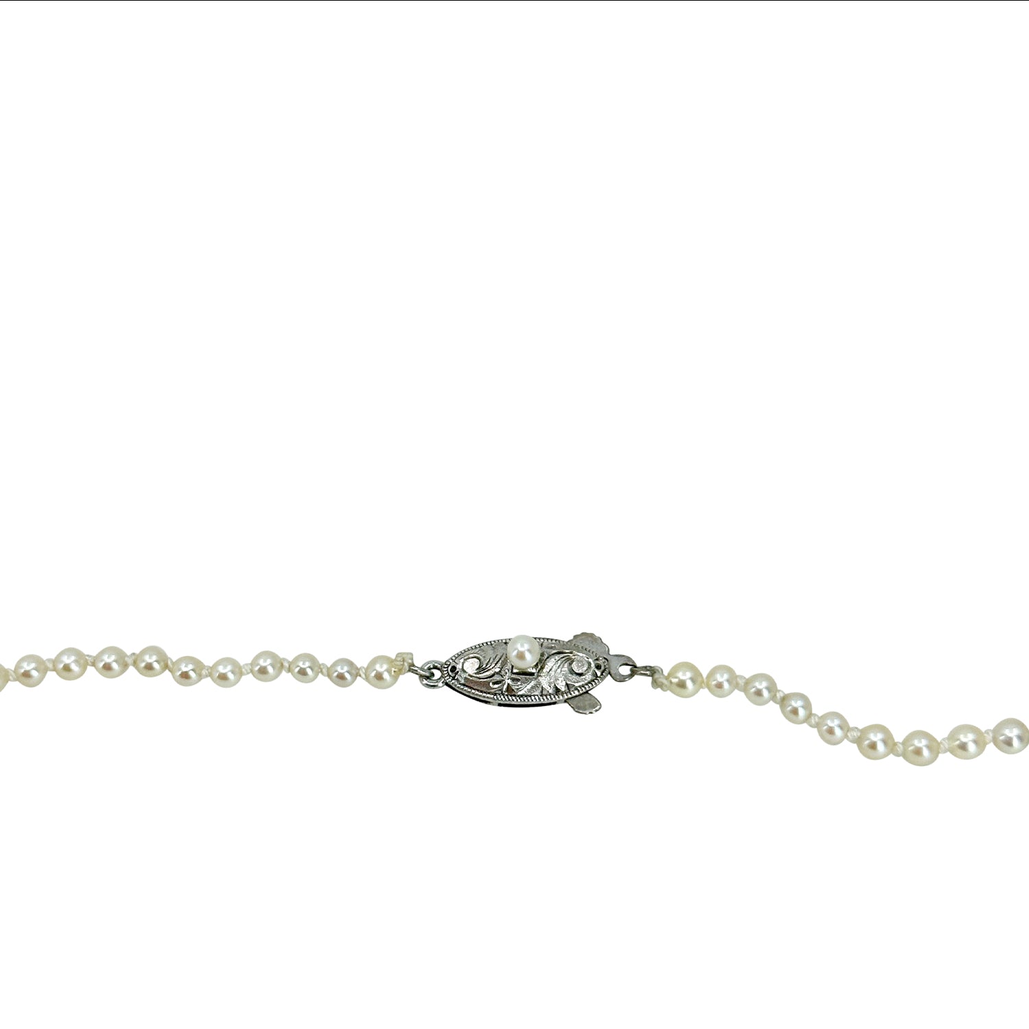 Petite Graduated Japanese Saltwater Cultured Akoya Seed Pearl Vintage Necklace - Sterling Silver 17.75 Inch