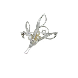 Swirling Vine Mid Century Japanese Saltwater Akoya Cultured Pearl Elvish Vintage Brooch- Sterling Silver