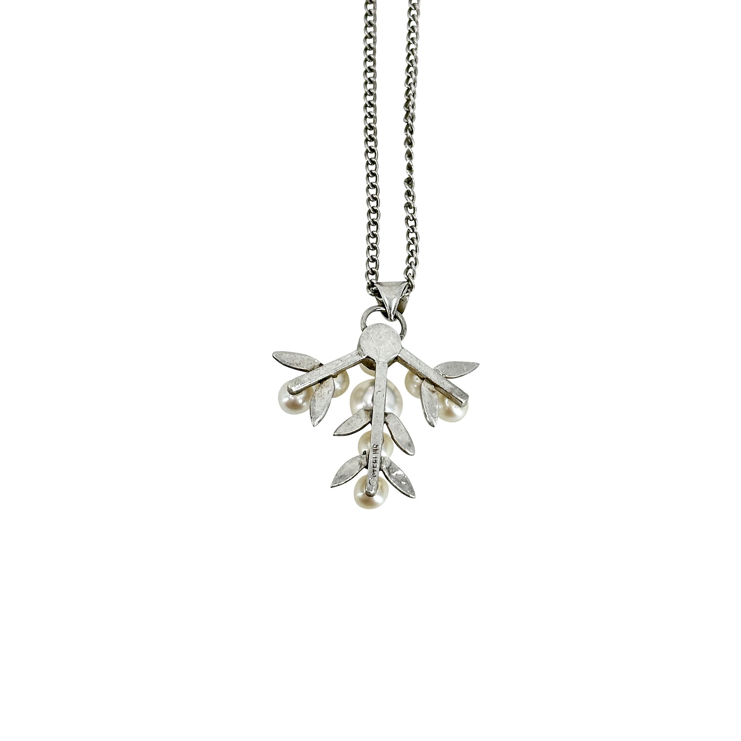 Leafy Vintage Japanese Saltwater Cultured Akoya Pearl Vintage Pendant Necklace- Sterling Silver 15.75 Inch