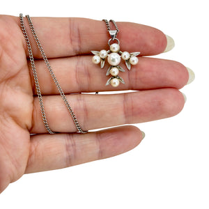 Leafy Vintage Japanese Saltwater Cultured Akoya Pearl Vintage Pendant Necklace- Sterling Silver 15.75 Inch