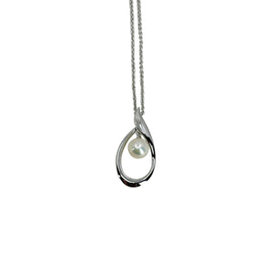 Mikimoto Pearl Island Vintage Solitaire Saltwater Akoya Cultured Pearl Designer Pendant Necklace- Sterling Silver