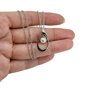 Mikimoto Pearl Island Vintage Solitaire Saltwater Akoya Cultured Pearl Designer Pendant Necklace- Sterling Silver
