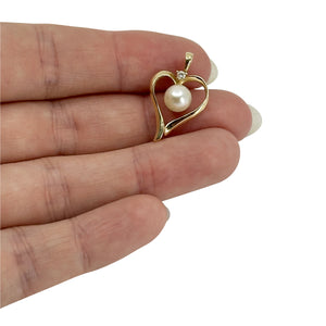 Vintage White Diamond Japanese Saltwater Akoya Pearl Solitaire Heart Pendant- 14K Yellow Gold