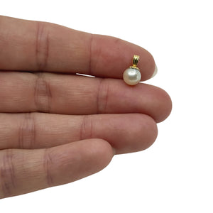 Vintage Buttercup Charm Japanese Saltwater Akoya Pearl Solitaire Drop Pendant- 14K Yellow Gold