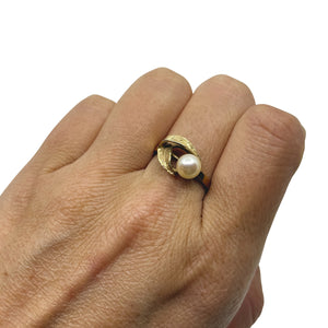 Hawaii Vintage Leaf Japanese Saltwater Akoya Cultured Pearl Ring- 14K Yellow Gold Size 8.25