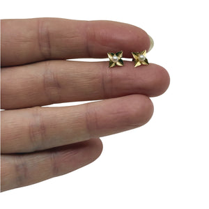 Petite Star Japanese Akoya Saltwater Cultured Pearl Stud Pierced Earrings- 14K Yellow Gold (Copy)