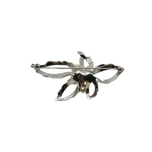 Vintage Engraved Leaf Japanese Saltwater Akoya Cultured Pearl Brooch- Sterling Silver
