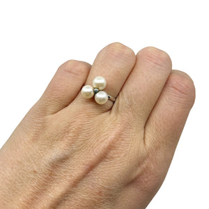 Vintage Japanese Saltwater Akoya Cultured Triple Pearl Ring- Sterling Silver Sz 7