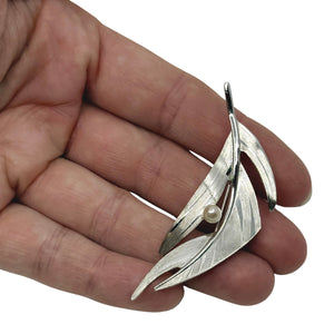 Curtis Creations Designer Vintage Japanese Saltwater Akoya Pearl Feather Brooch- Sterling Silver
