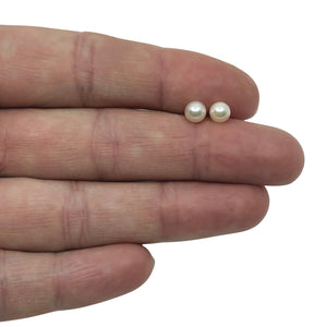 5.00mm Vintage Stud Japanese Akoya Saltwater Cultured Pearl Pierced Earrings- 14K Yellow Gold