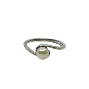 Vintage Avon Bypass Solitaire Japanese Saltwater Akoya Cultured Pearl Ring- Sterling Silver Sz 6 3/4