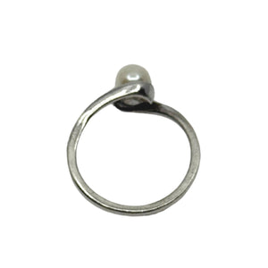 Vintage Avon Bypass Solitaire Japanese Saltwater Akoya Cultured Pearl Ring- Sterling Silver Sz 6 3/4