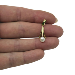 Vintage MCM Solitaire Japanese Saltwater Akoya Cultured Pearl Pendant- 333 8K Yellow Gold
