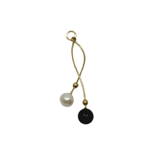 Petite Black Onyx Japanese Saltwater Akoya Cultured Pearl Vintage Charm Pendant- 14K Yellow Gold
