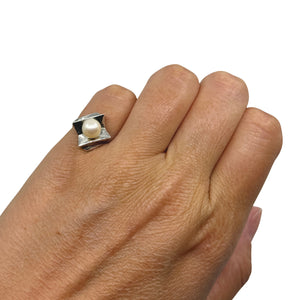Vintage Geometric Solitaire Japanese Saltwater Akoya Cultured Pearl Vintage Ring- Sterling Silver Sz 4