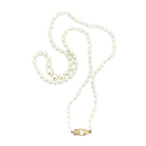 Art Deco Engraved Leaf Japanese Saltwater Cultured Akoya Pearl Necklace - 18K Yellow Gold 20.50 Inch