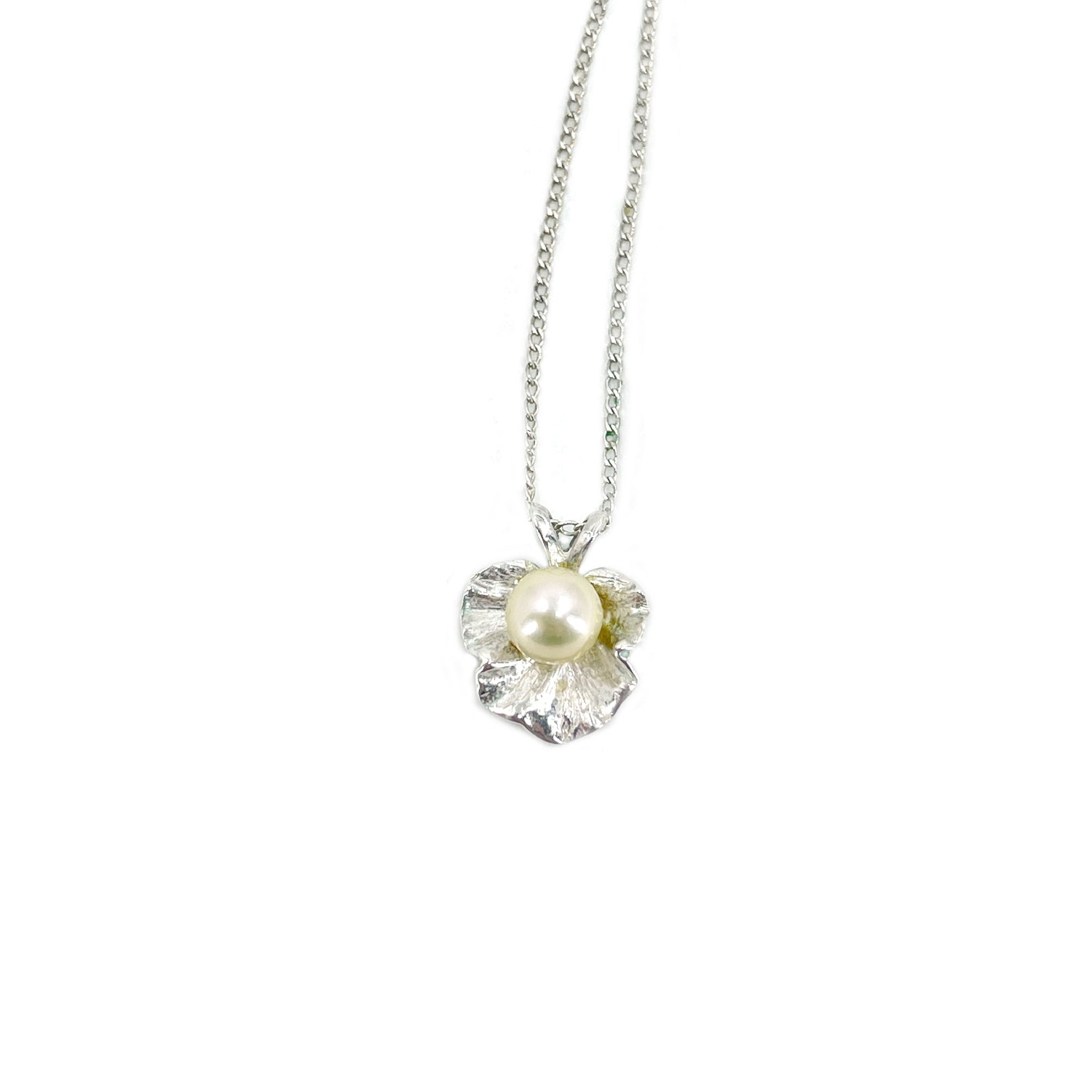 Nouveau Botanical Leaf Vintage Japanese Cultured Akoya Pearl Pendant Necklace- Sterling Silver 16 Inch