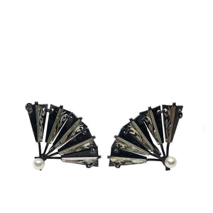 Black Rhodium Akoya Saltwater Cultured Pearl Fan Screwback Earrings- Sterling Silver - Vintage Valuable Pearls