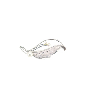 Curtis Creations Designer Vintage Japanese Saltwater Cultured Akoya Pearl Leaf Brooch- Sterling Silver