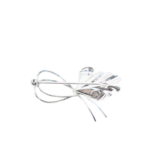 De Curtis Japanese Saltwater Cultured Akoya Pearl Leaf Brooch- Sterling Silver