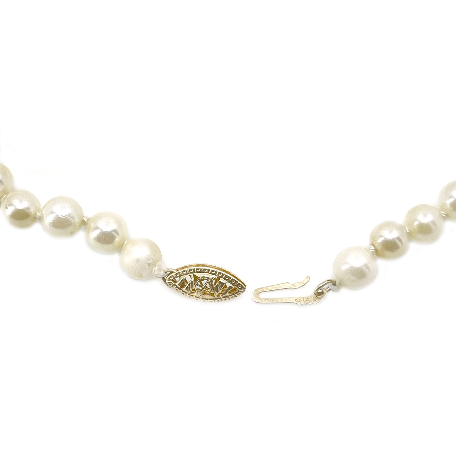 Vintage Modern Japanese Saltwater Akoya Cultured Pearl Bracelet- 14K Yellow Gold