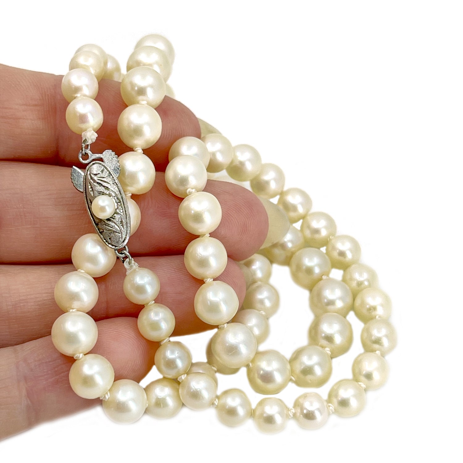 Large Cream Japanese Saltwater Cultured Akoya Pearl Graduated Vintage Necklace - Sterling Silver 19.50 Inch
