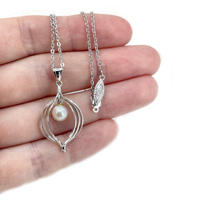 Mid Century Modern Japanese Cultured Akoya Pearl Retro Pendant- Sterling Silver 17.50 Inch
