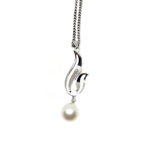 Swirl Mikimoto Saltwater Akoya Cultured Pearl Necklace Designer- Sterling Silver