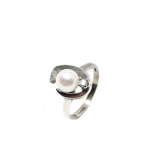 Retro Mid Century Japanese Saltwater Akoya Cultured Pearl Diamond Ring- 10K White Gold Size 4.50