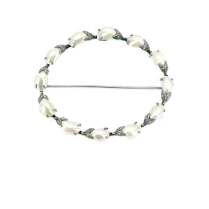 Arts & Crafts Freshwater River Pearl Vintage Cultured Pearl Circle Brooch- Sterling Silver