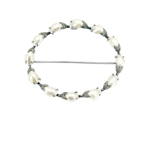 Arts & Crafts Freshwater River Pearl Vintage Cultured Pearl Circle Brooch- Sterling Silver
