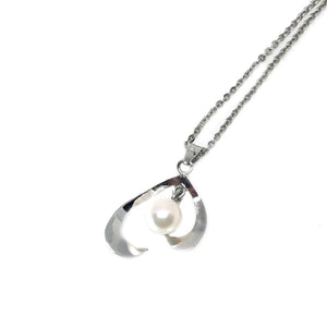 Copy of Heart Mid Century Japanese Cultured Akoya Pearl Floral Pendant- Sterling Silver 18.00 Inch
