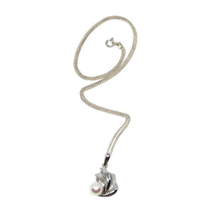 Mid Century Japanese Cultured Akoya Pearl Floral Pendant- Sterling Silver 18.00 Inch