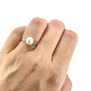 Mid-Mod Vintage Solitaire Japanese Saltwater Akoya Cultured Pearl Ring- Sterling Silver Sz 6 3/4
