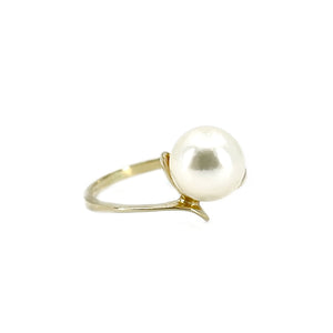 Petite Retro Vintage Japanese Saltwater Akoya Cultured Pearl Ring- 14K Yellow Gold Size 4