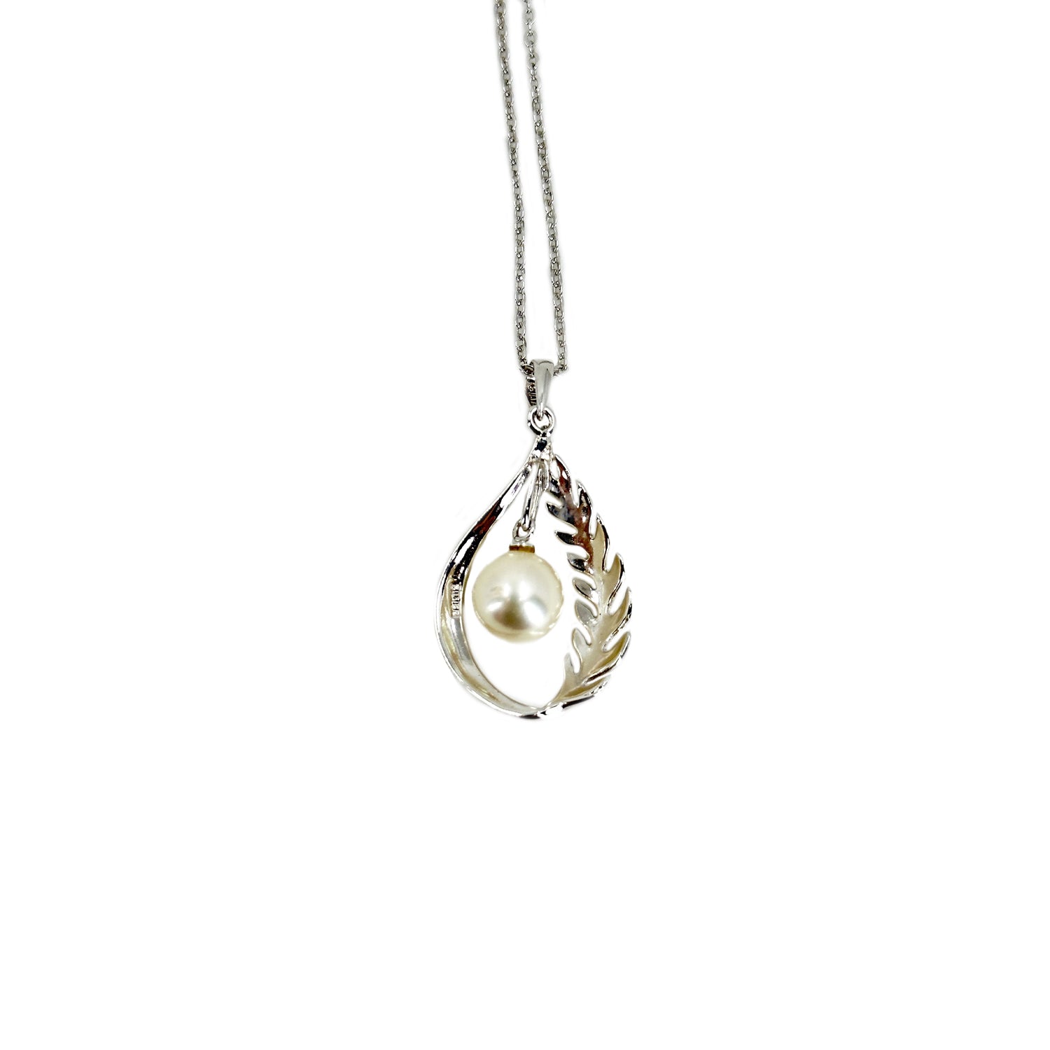 Modernist Leaf Japanese Cultured Akoya Pearl Vintage  Pendant- Sterling Silver 15.50 Inch