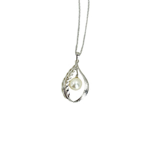 Modernist Leaf Japanese Cultured Akoya Pearl Vintage  Pendant- Sterling Silver 15.50 Inch