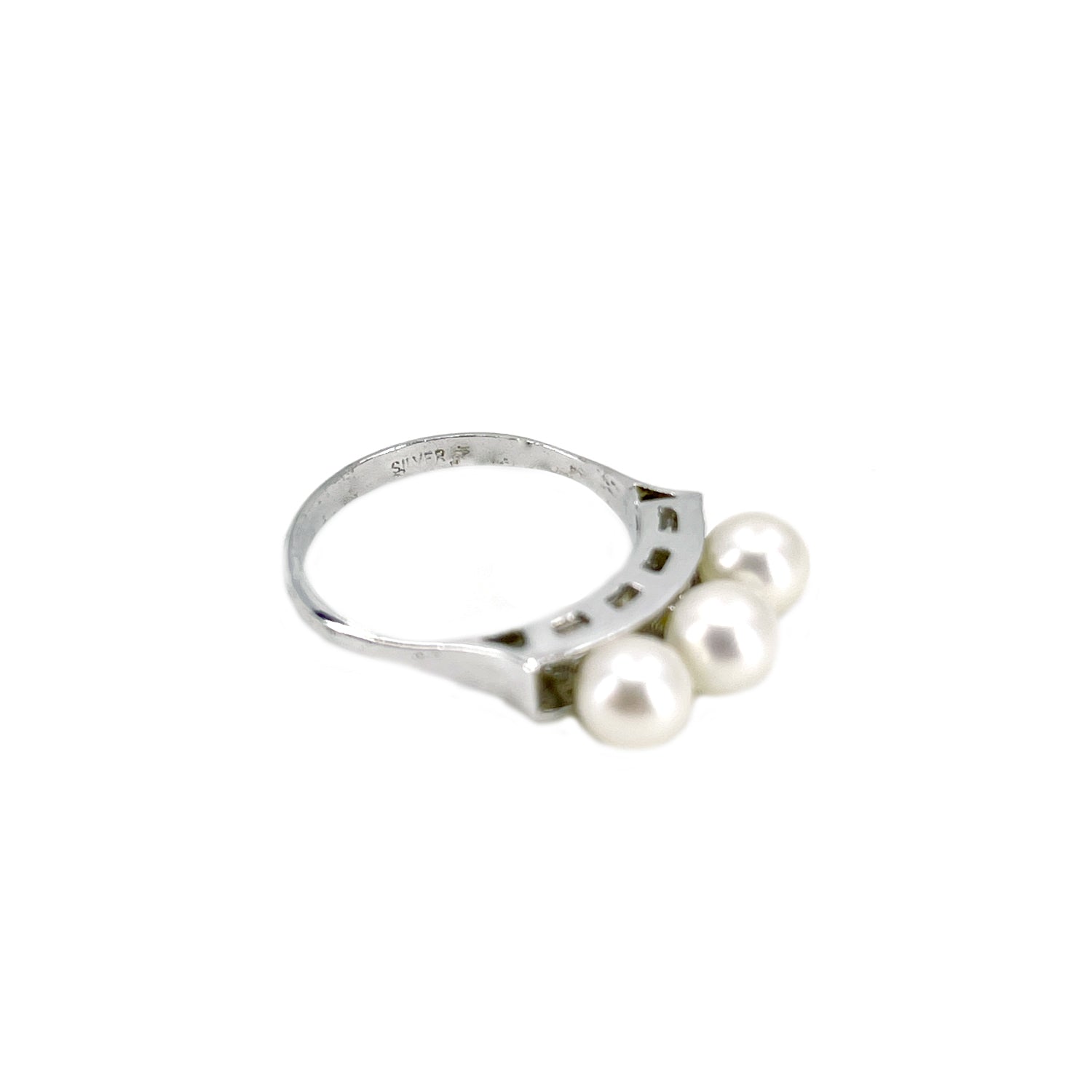 Mid-Century Triple Japanese Saltwater Akoya Cultured Pearl Vintage Ring- Sterling Silver Sz 6 1/4