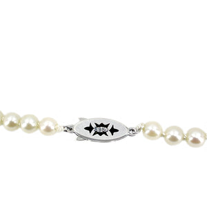 Estate Vintage Graduated Japanese Saltwater Cultured Akoya Pearl Necklace - Sterling Silver 16.50 Inch