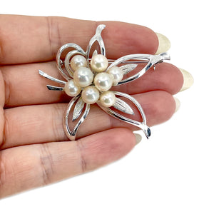 Vintage Modernist Leaf Japanese Saltwater Akoya Cultured Pearl Brooch- Sterling Silver