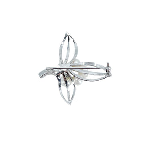 Modernist Leaf Japanese Saltwater Akoya Cultured Pearl Vintage Retro Brooch- Sterling Silver