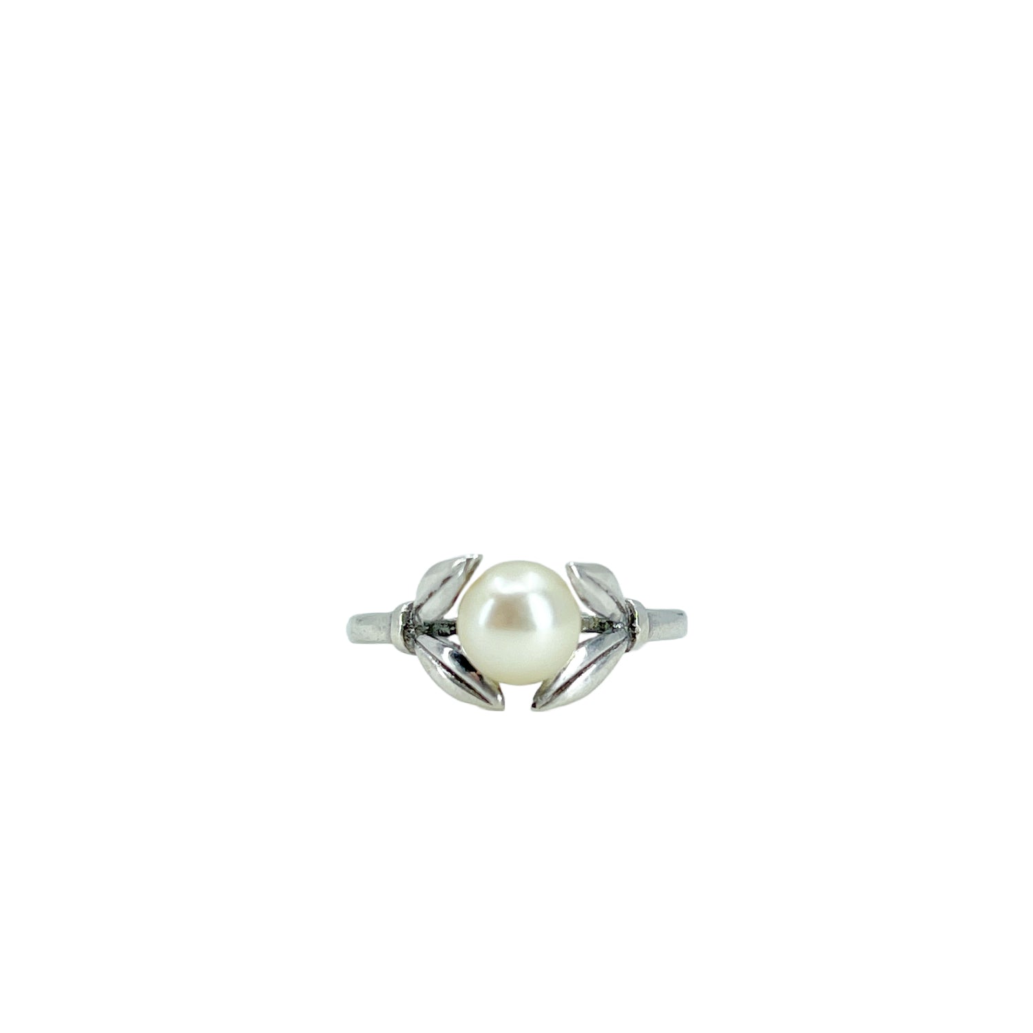 Mikimoto Vintage Leaf Solitaire Japanese Saltwater Akoya Cultured Pearl Ring- Sterling Silver Sz 6