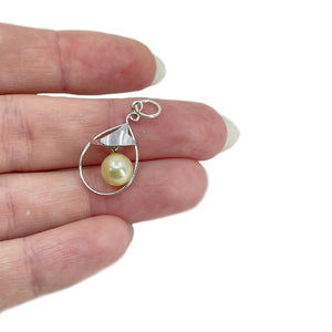 Modernist Cream Yellow Japanese Saltwater Cultured Akoya Vintage Charm Pendant- Sterling Silver