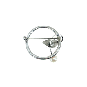 Vintage De Curtis Designer Circle Japanese Saltwater Cultured Akoya Pearl Brooch- Sterling Silver