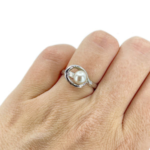 Abstract Modernist Japanese Saltwater Blue Akoya Cultured Pearl Ring- Sterling Silver Sz 7 1/2
