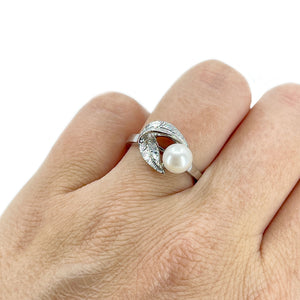 Double Leaf Mid Century Japanese Saltwater Akoya Cultured Pearl Ring- Sterling Silver Sz 7 1/4