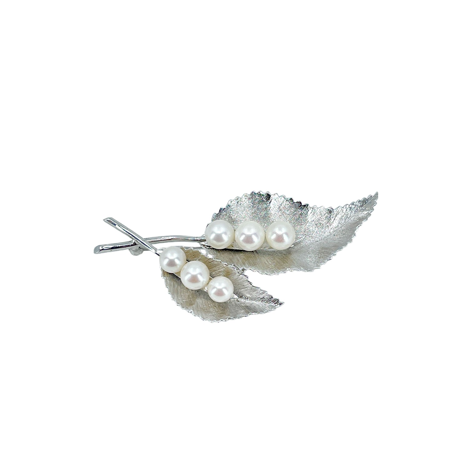 Brushed Leaf Vintage Japanese Saltwater Akoya Cultured Pearl Brooch- Sterling Silver
