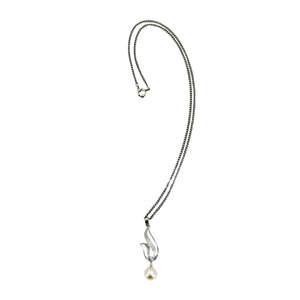 Vintage Drop Mikimoto Saltwater Akoya Cultured Pearl Necklace Designer- Sterling Silver 17 Inch