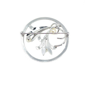 Van Dell Lily Circle Japanese Saltwater Cultured Akoya Pearl Vintage Leaf Brooch- Sterling Silver